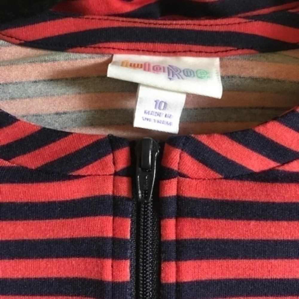 LULAROE STRIPED MONROE (SIZE 10)
